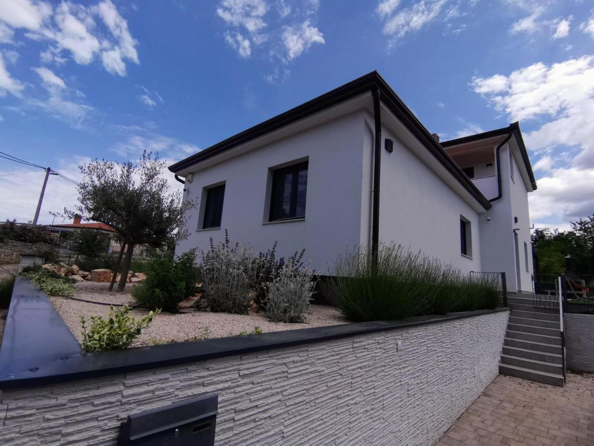 Villa Oliva Umag Exterior foto